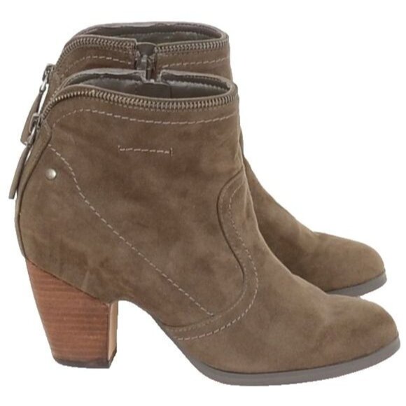Crown Vintage Kalila Faux Suede Zipper Booties Block Heel Size 8M - Picture 1 of 7